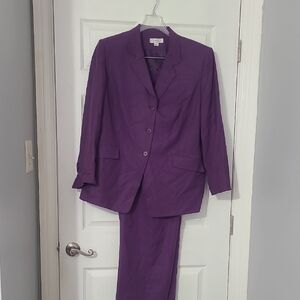 Liz Claiborne Deep Purple Women's Two-Piece Pantsuit